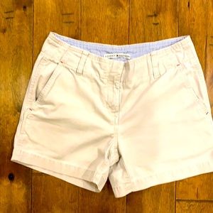 TOMMY HILFIGER OFF WHITE SHORTS